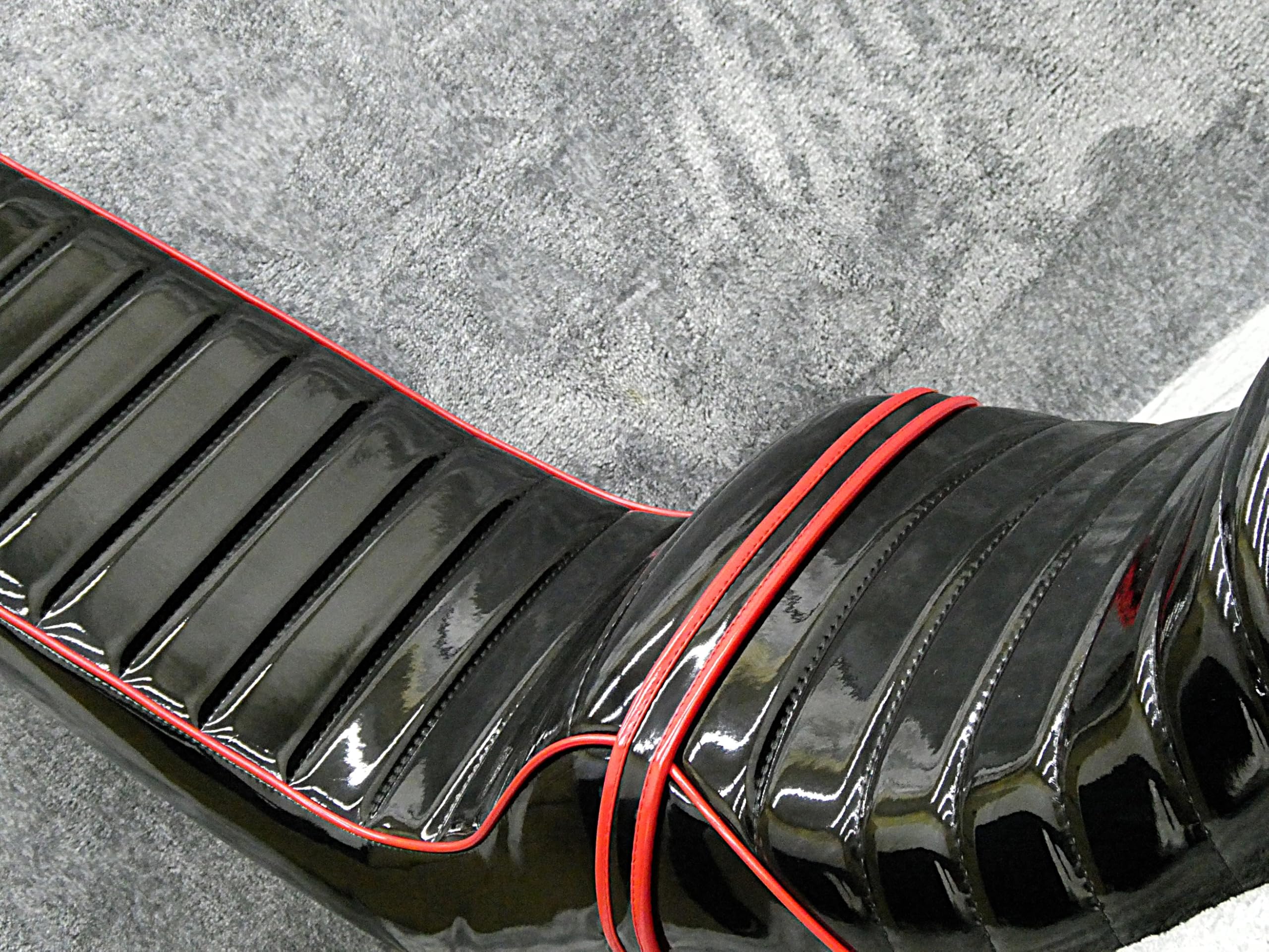 Amazon | NC31 黒赤エナ 三段シート 補強入り60cm/ブラック