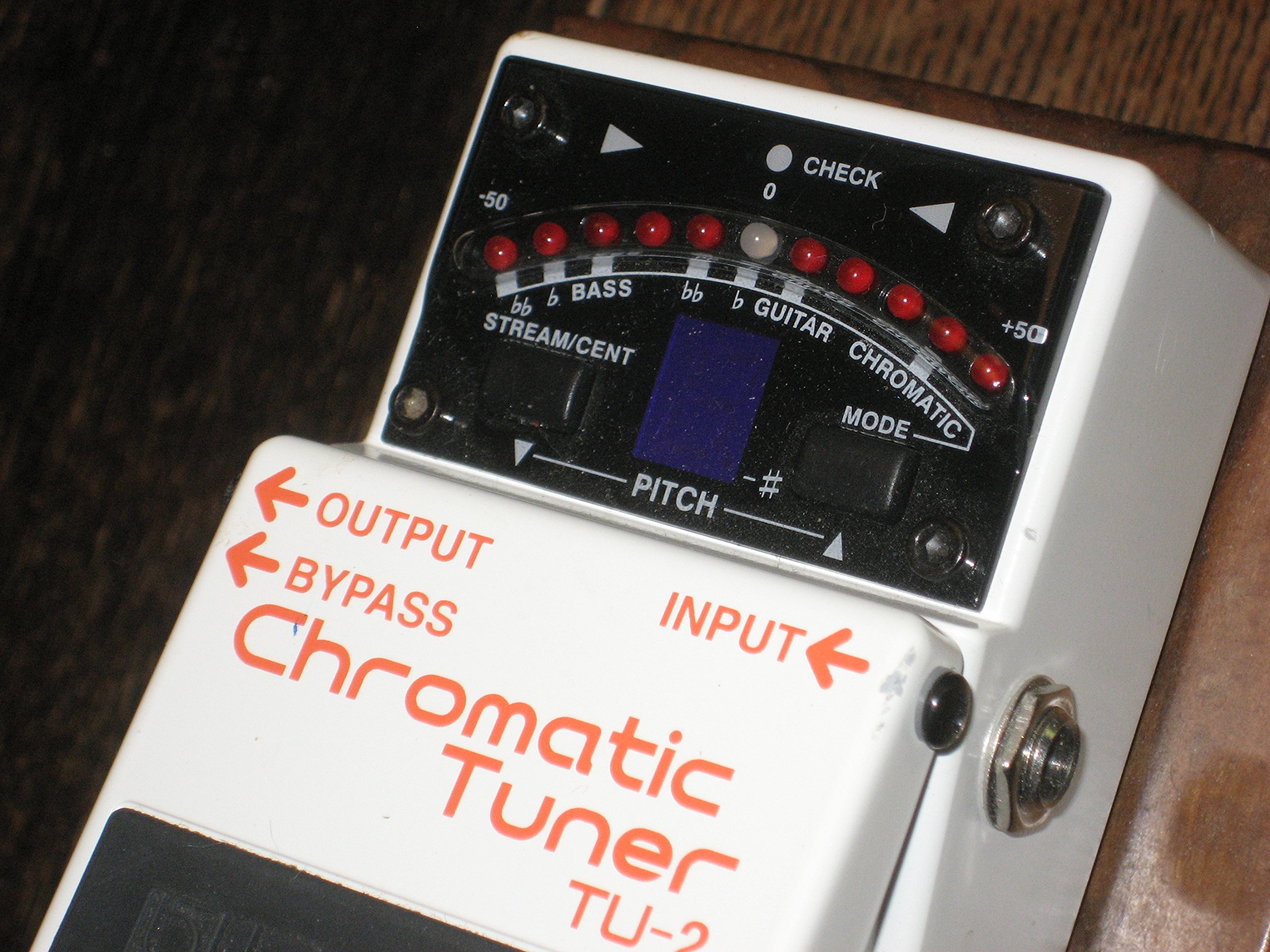 Amazon.com: BOSS TU-2 Chromatic Tuner Pedal : Musical Instruments