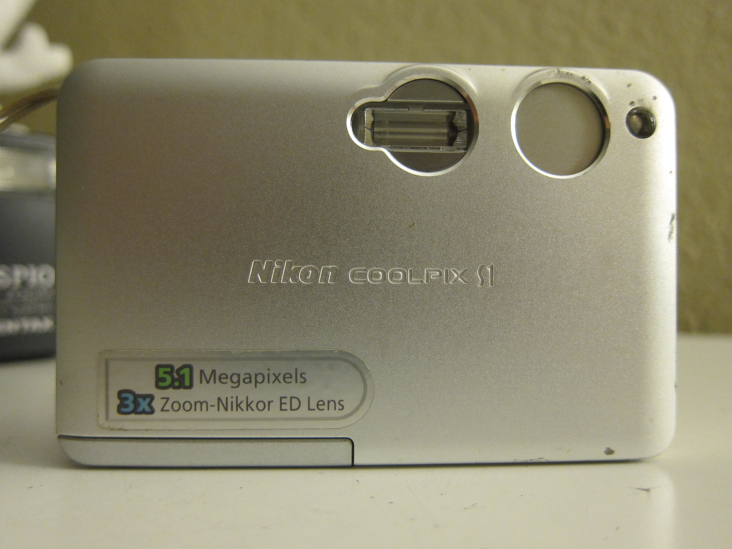 Amazon.com : Nikon Coolpix S1 5.1 MP Slim-Design Digital Camera