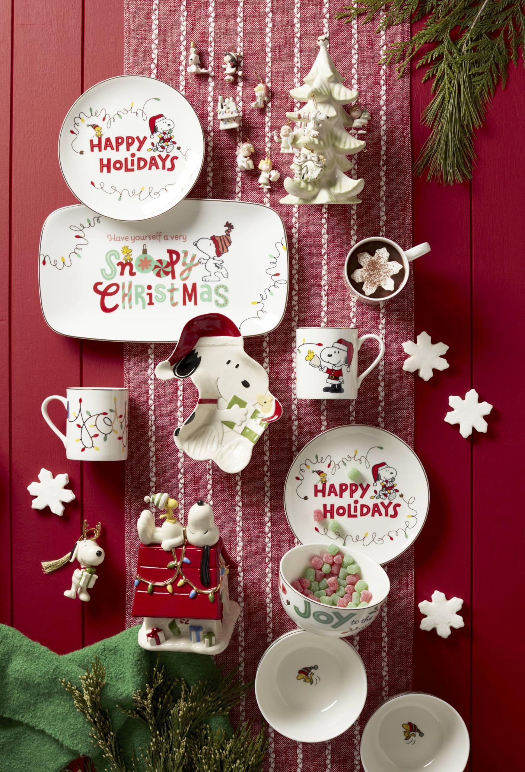 Amazon.com | Lenox 896322 Snoopy Christmas All-Purpose Bowls, Set