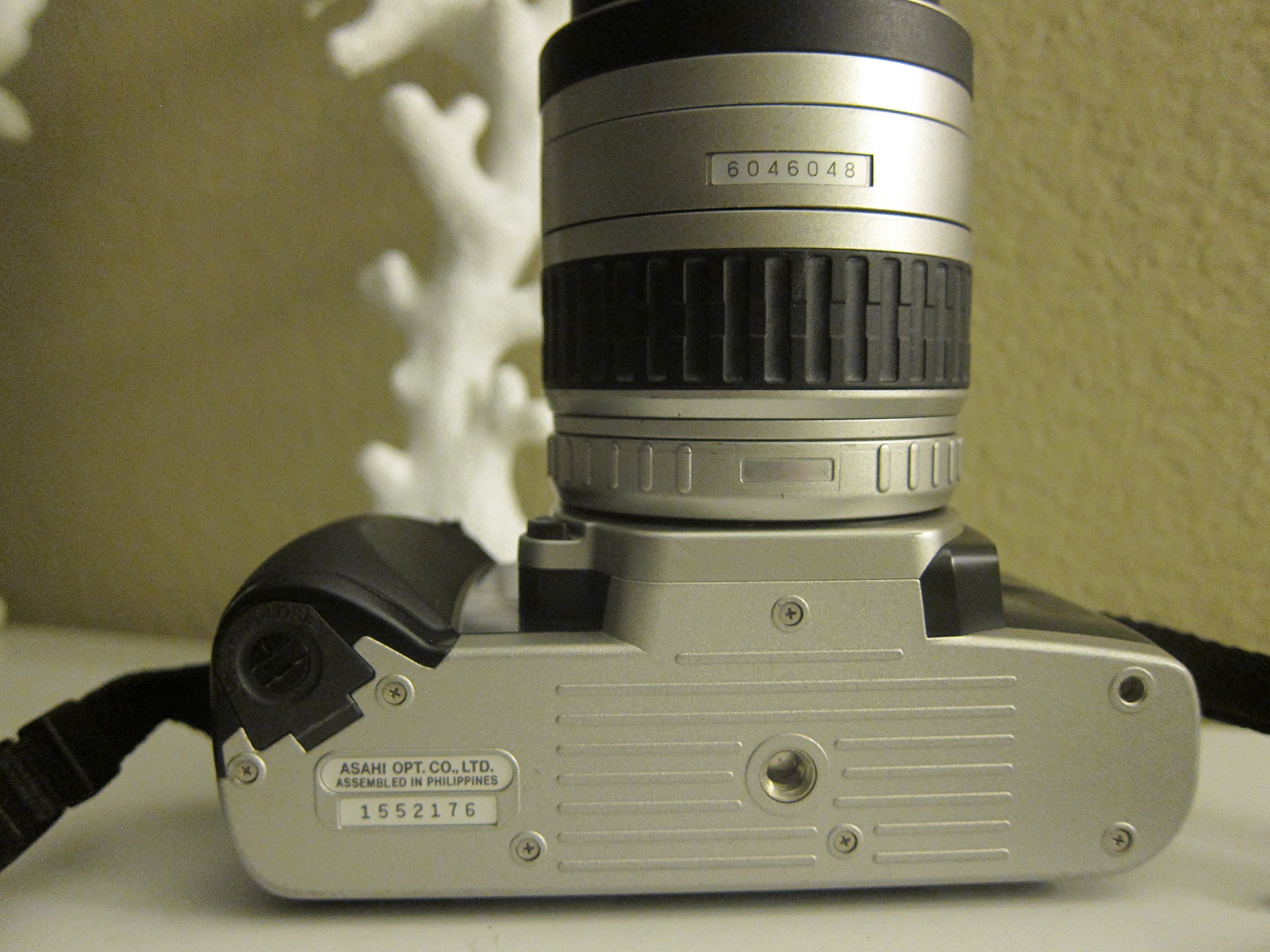 Amazon.com : Pentax ZX-30 Quartz Date 35mm SLR Camera Kit with 35