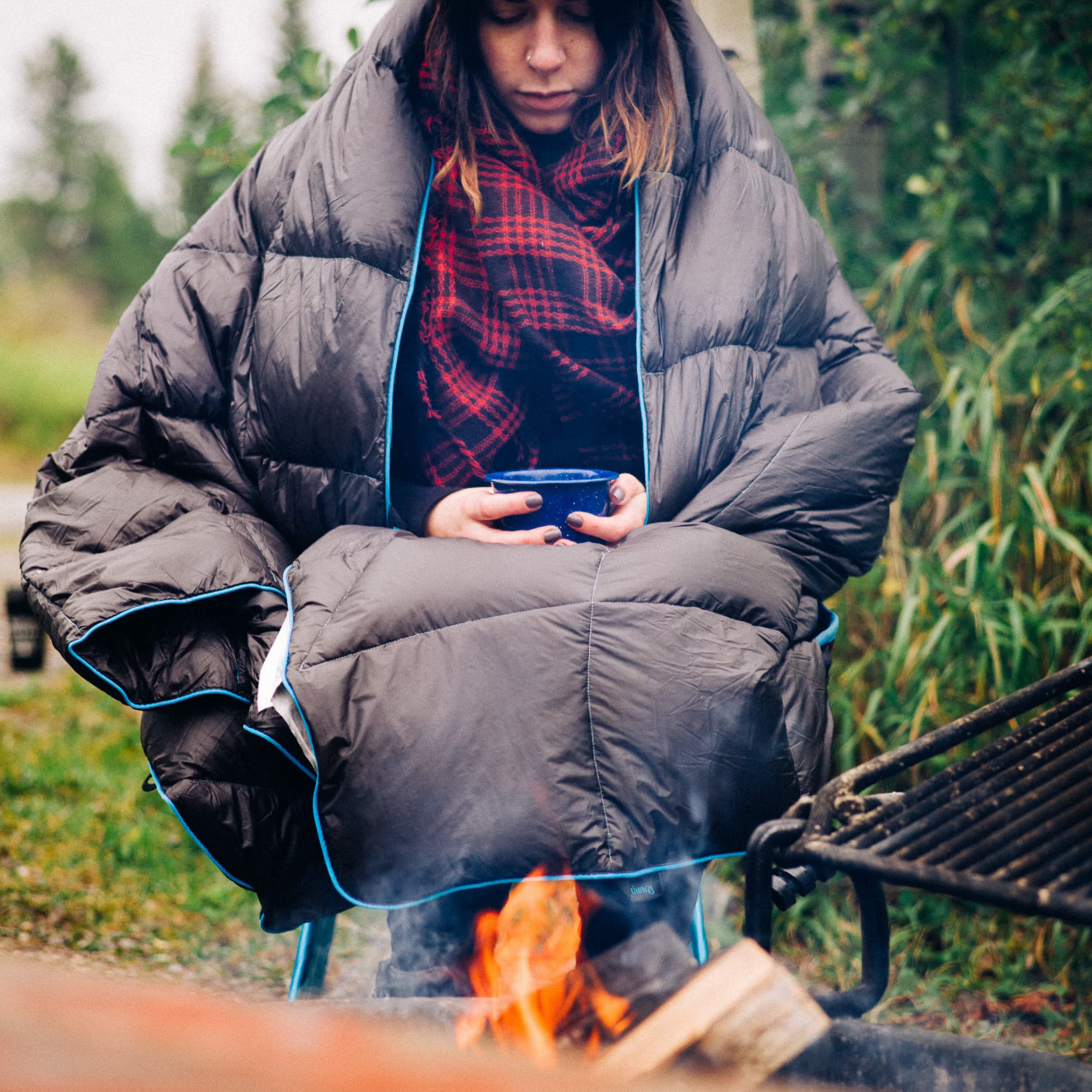 Amazon｜Rumpl The Down ブランケット | アウトドアダウンキャンプ