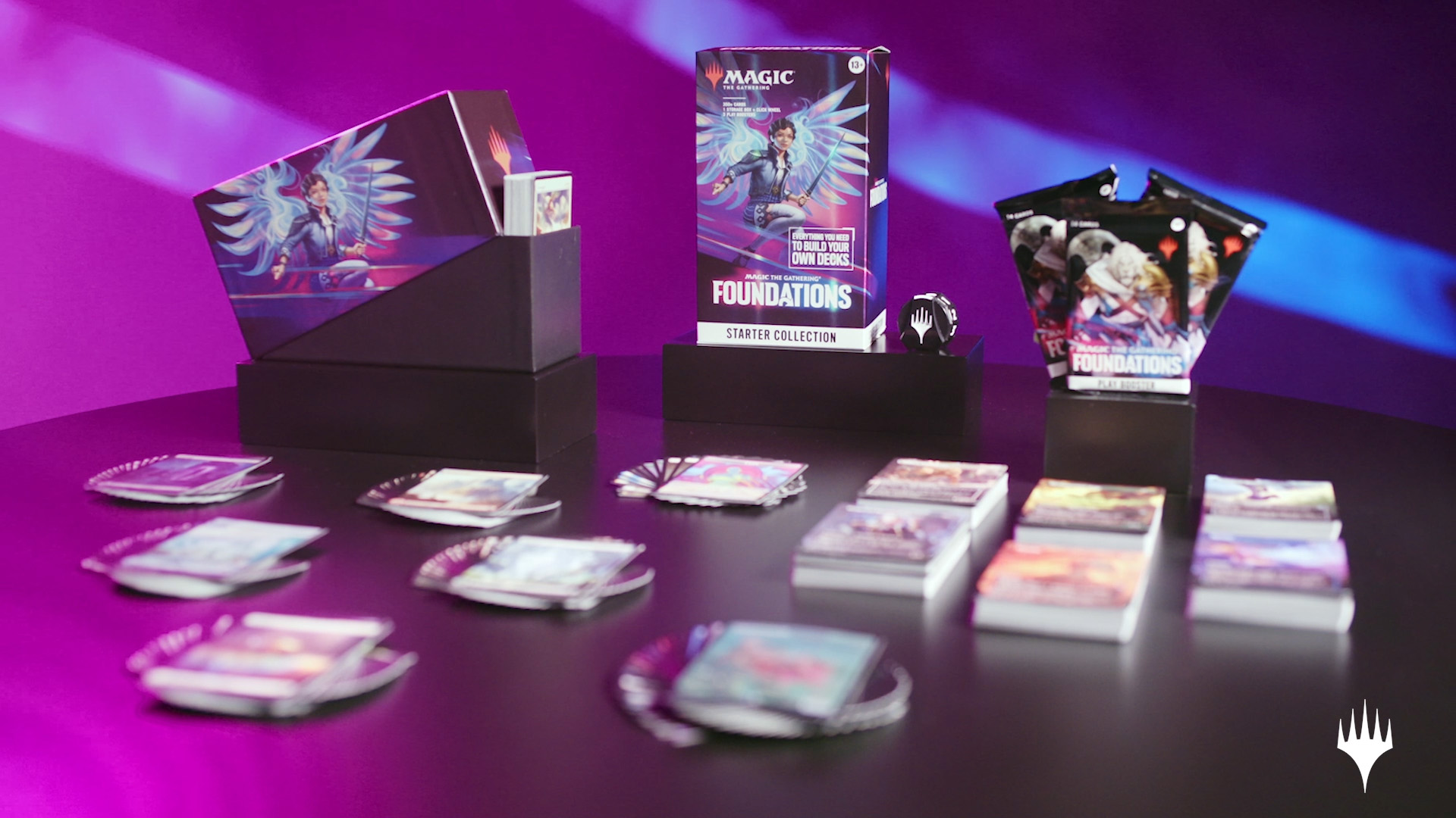 Amazon.com: Magic: The Gathering Foundations - Starter Collection