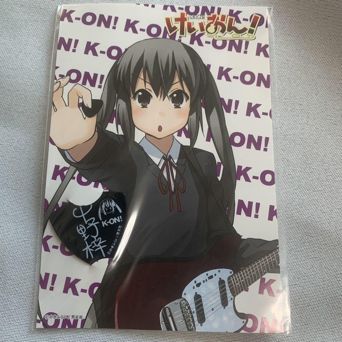 Amazon.co.jp: けいおん中野梓 ギター ピック : 楽器・音響機器