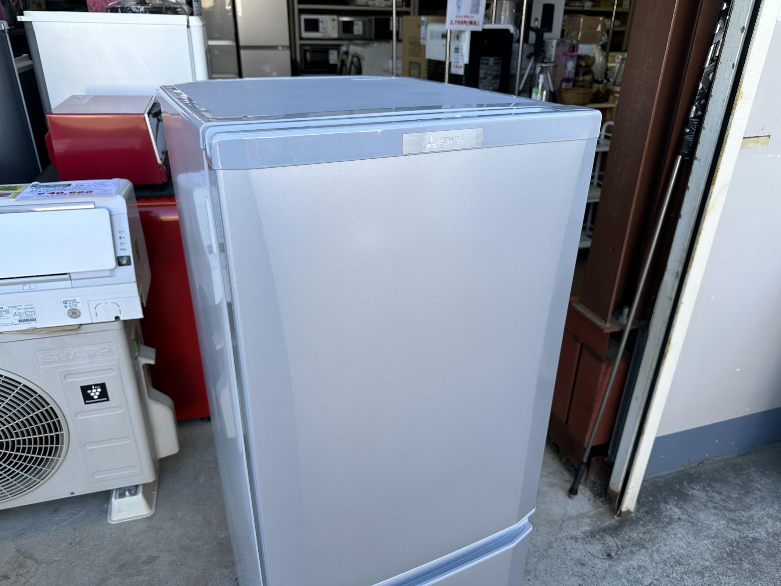 Amazon.co.jp: MR-P15D-S(シャイニ-シルバ-) Pシリ-ズ 2ドア冷蔵庫 右