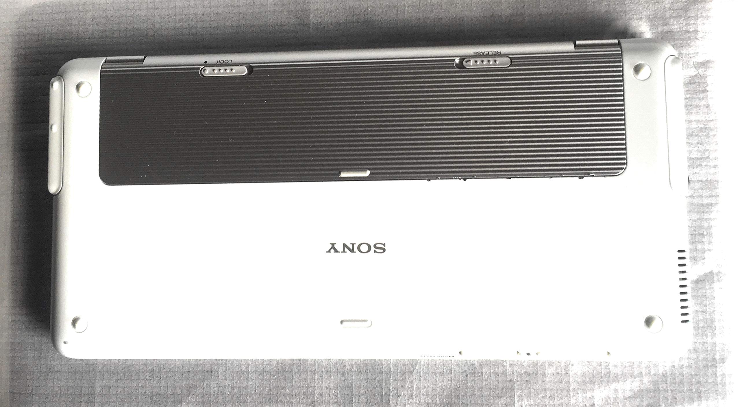 Amazon.co.jp: SONY VAIO typeP P50 XP Home WWAN クリスタルホワイト