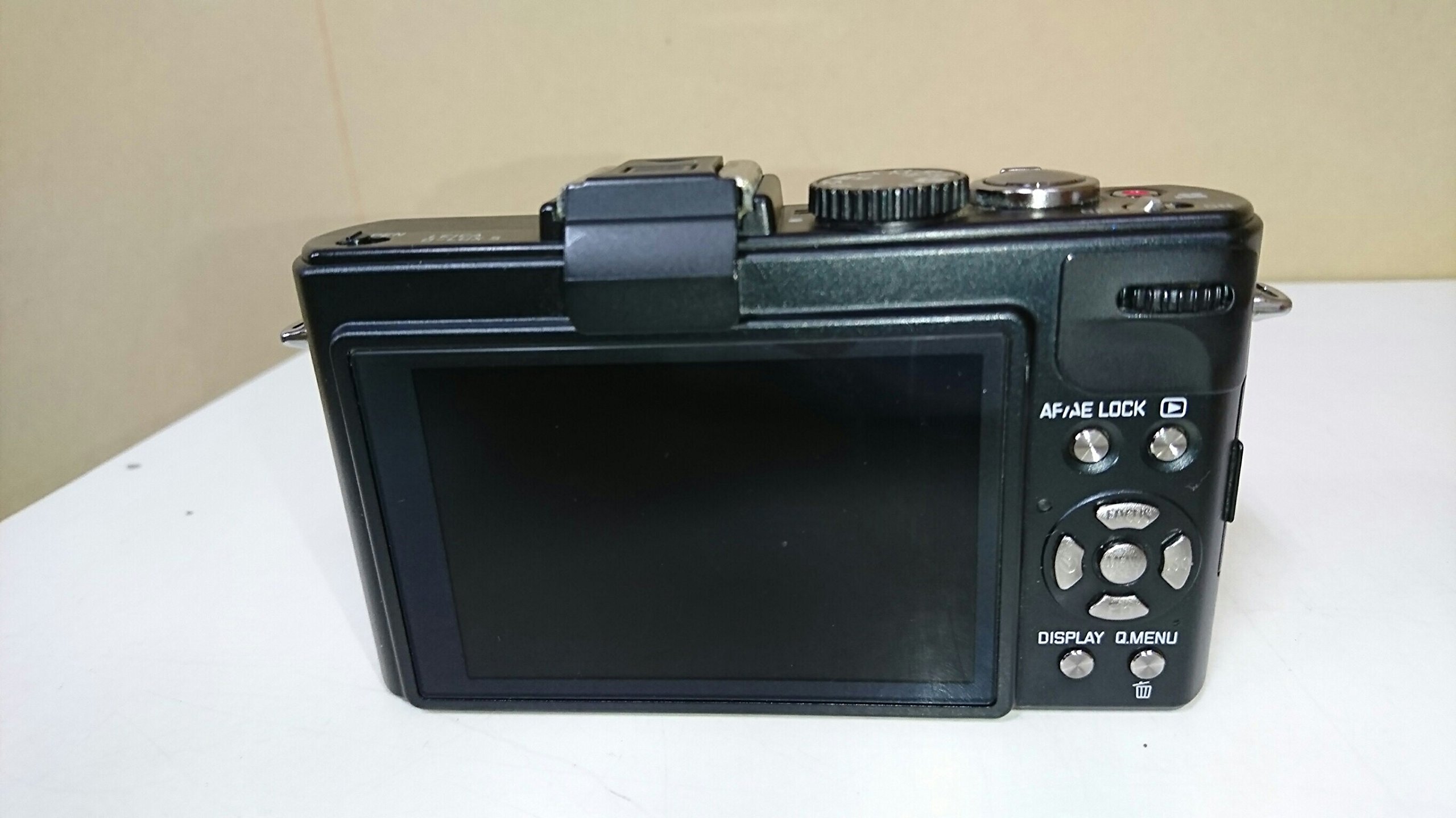 Amazon | ライカD-LUX5 | コンパクト 通販