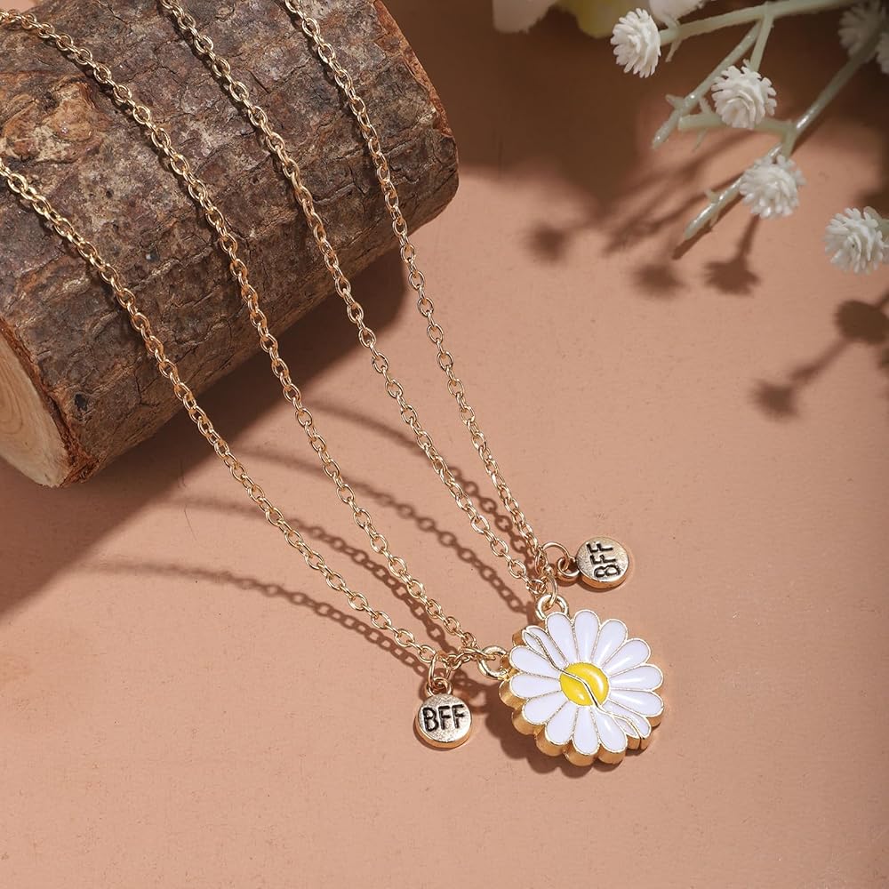 Amazon.com: Mikovivi 2pcs Half-Matching Daisy Necklace, Cute