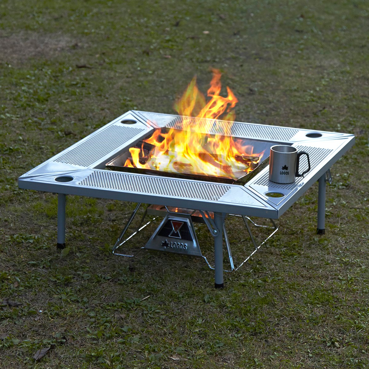 Amazon | ロゴス(LOGOS) テーブル 囲炉裏テーブルLIGHT-L ピラミッド