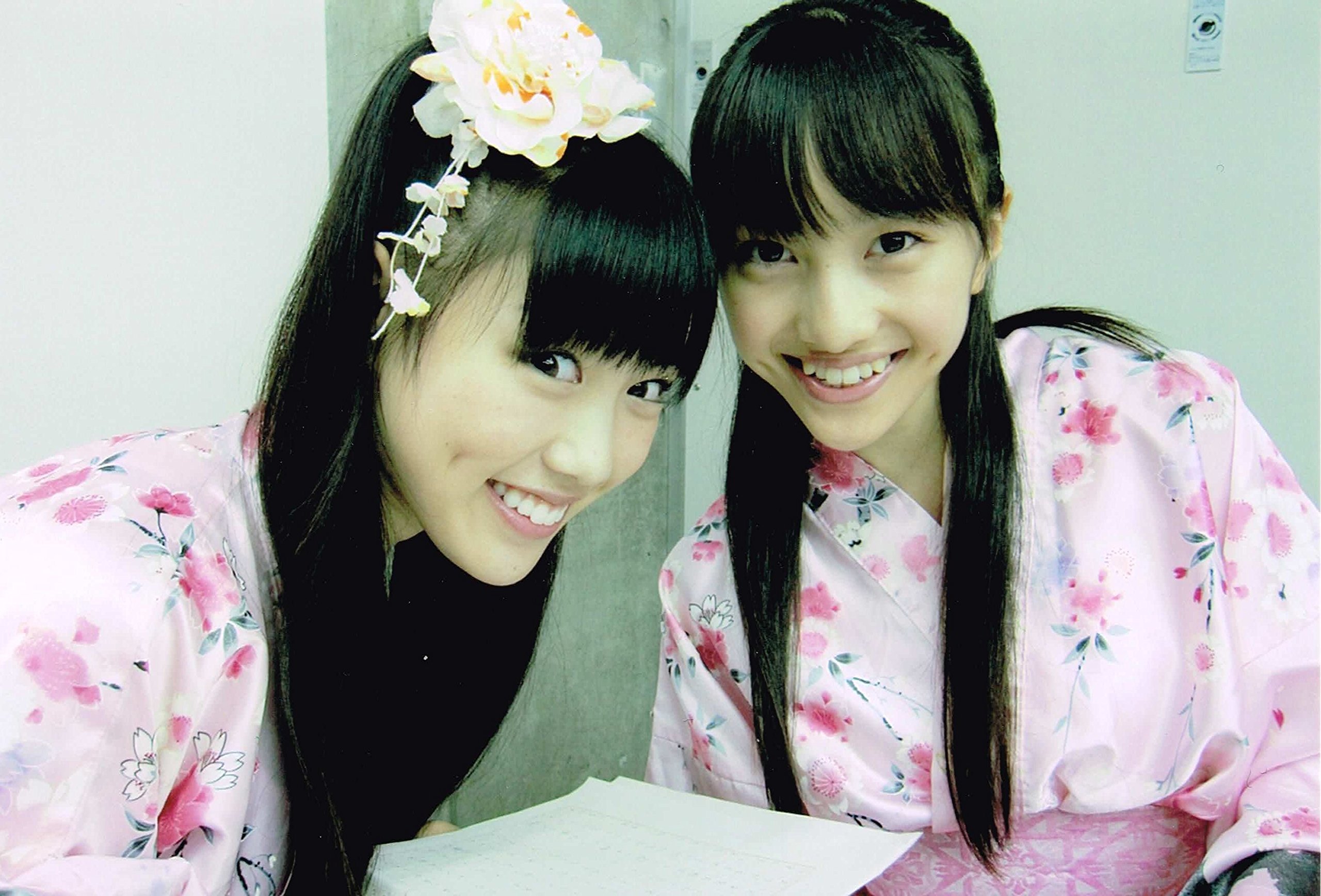 Amazon.co.jp: ももいろクローバー 無印時代 公式生写真 百田夏菜子