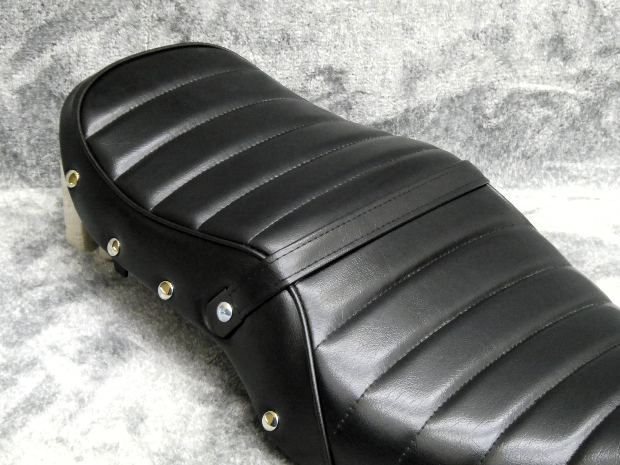 Amazon | バリオス 1型 用 鋲打ち 黒皮 タックロールシート/BALIUS