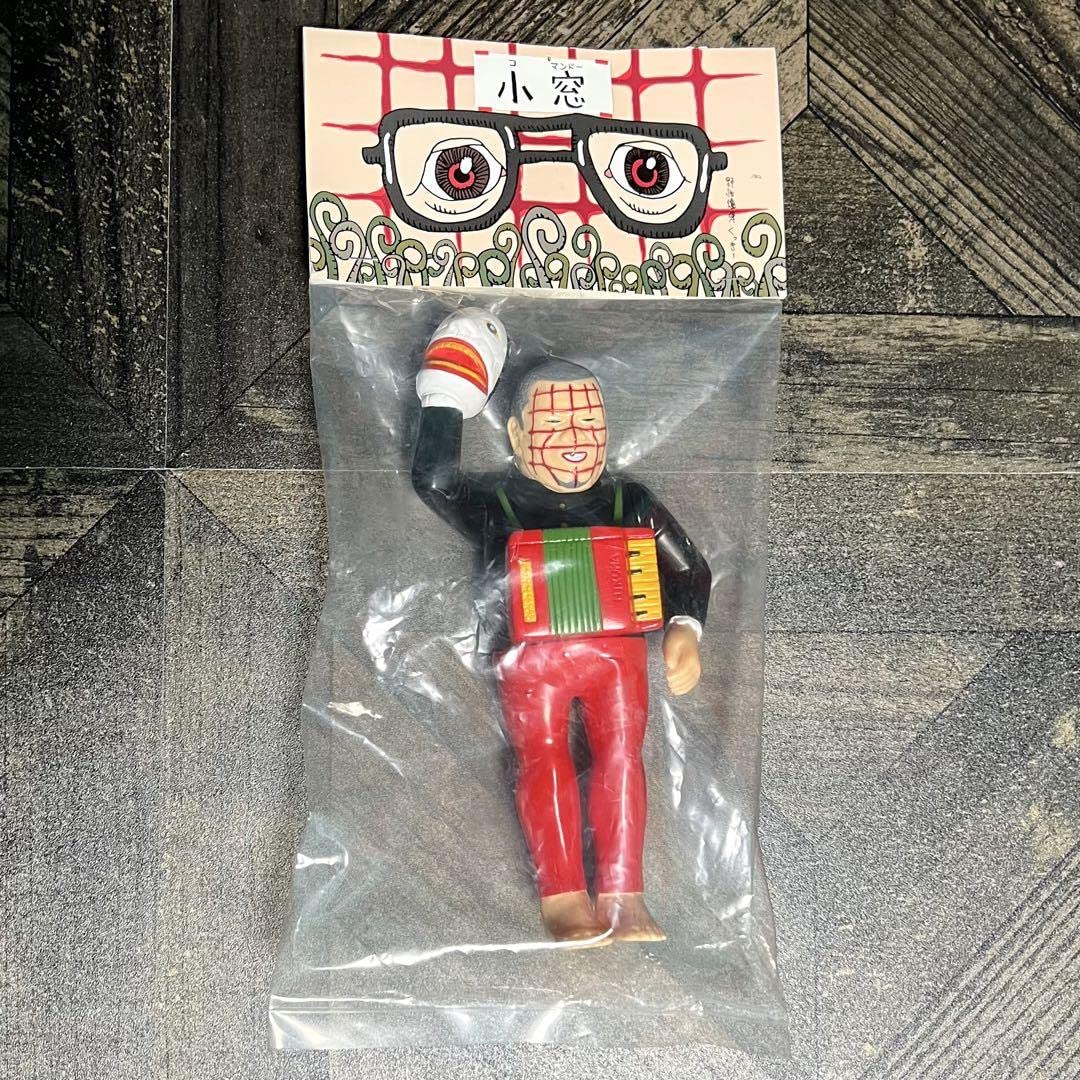 Amazon.co.jp: 野性爆弾 くっきー ソフビ小窓コマンドー : おもちゃ