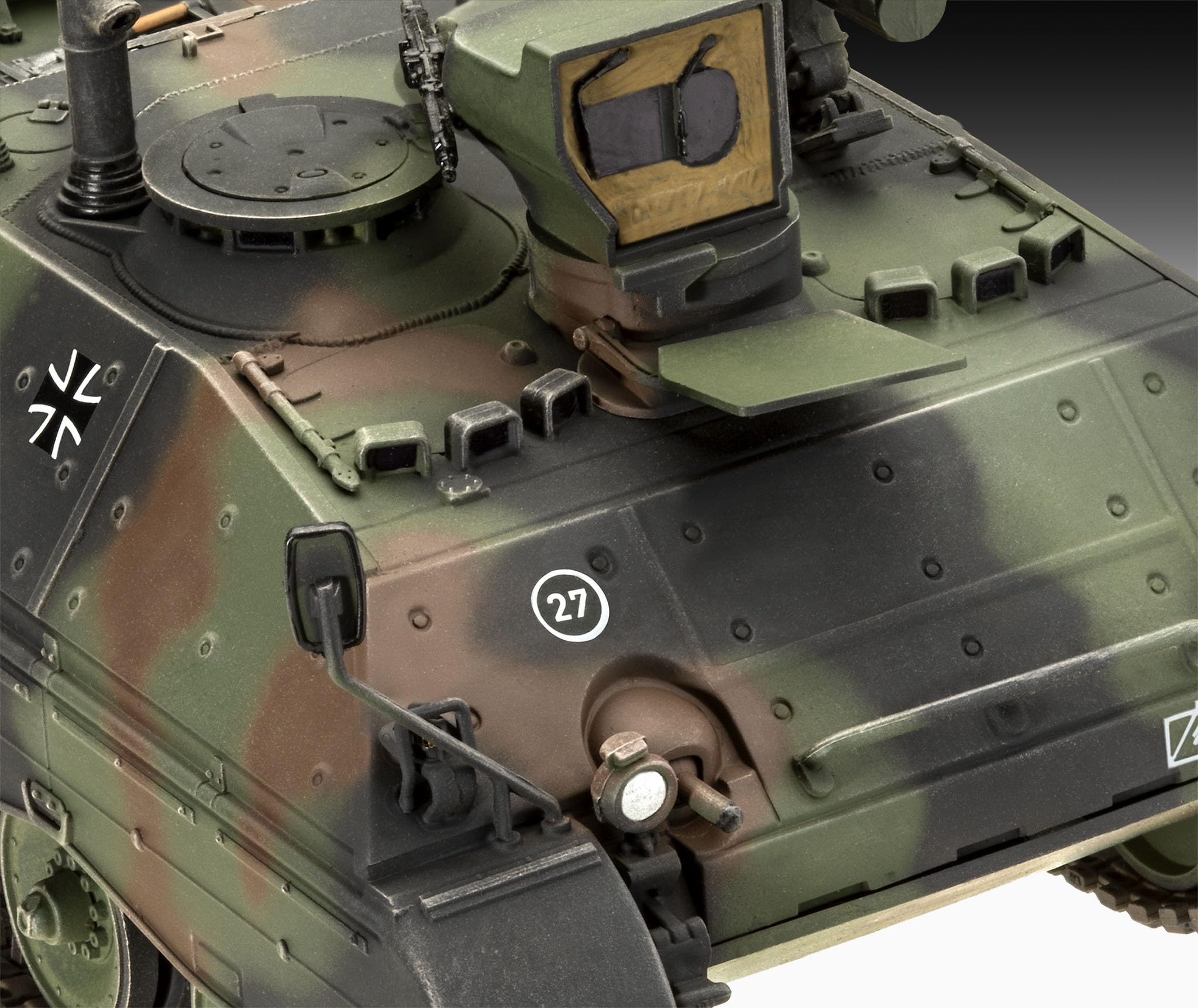 Amazon | ドイツレベル 1/35 西ドイツ ミサイル装備型駆逐戦車