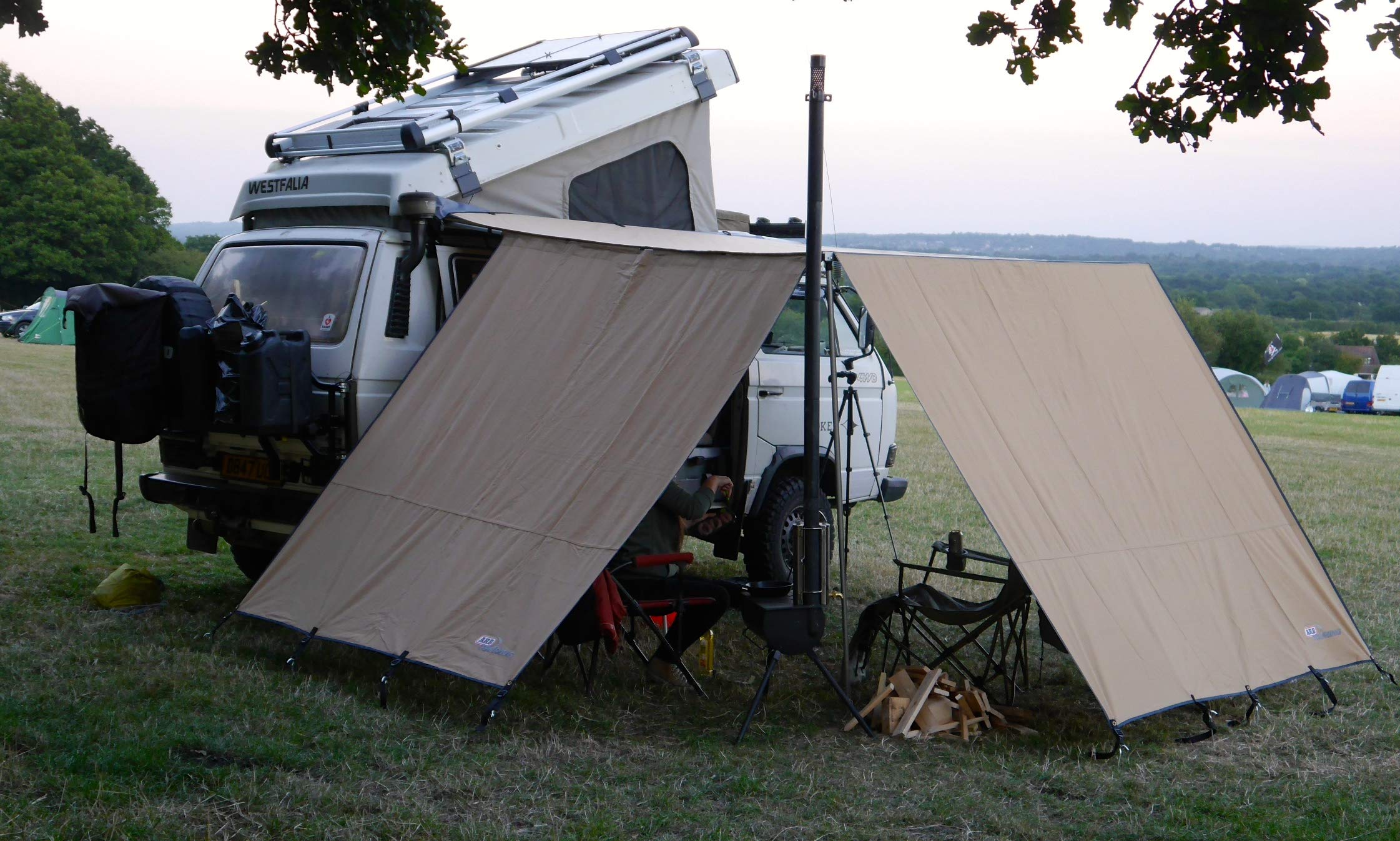 Amazon.co.jp: ARB 813107 フロントオーニング ウインドブレーク 2500