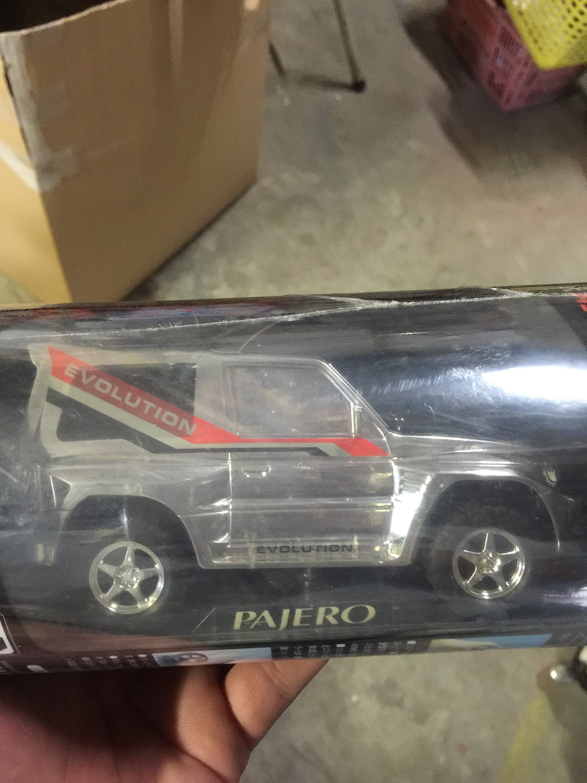 Amazon.co.jp: ラジカン 三菱 パジェロ エボリューション 特別限定販売