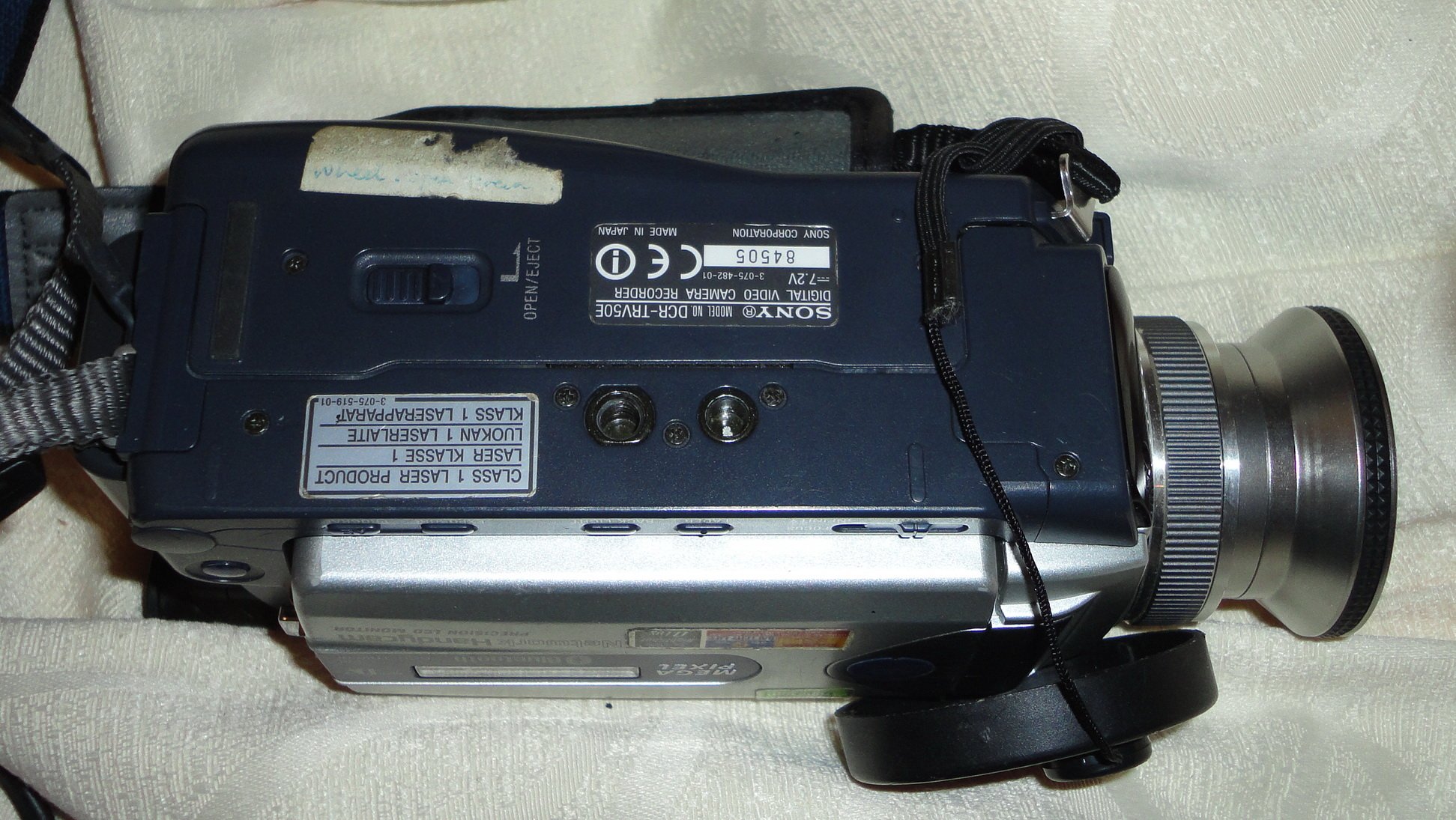 Sony Handycam DCR-TRV50E - Camcorder - 1.55 Mpix - optical zoom