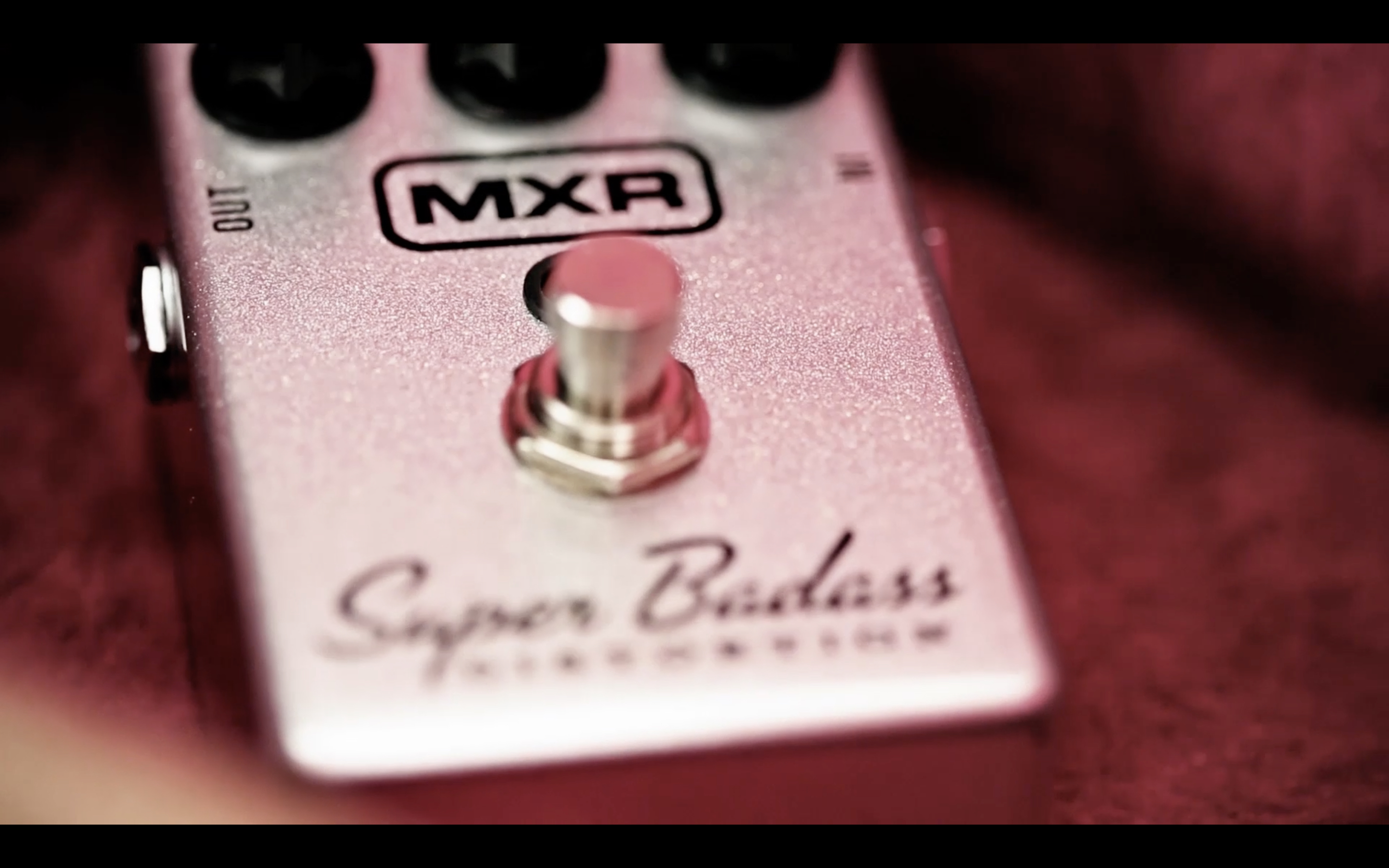 Amazon.com: MXR® Super Badass® Distortion : Musical Instruments