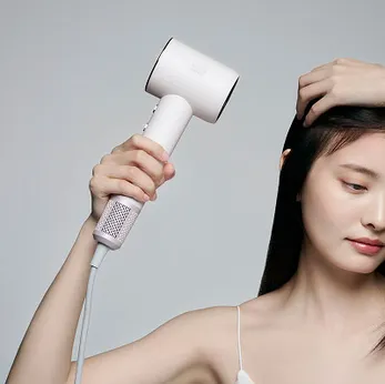 Master Moist 公式サイト | スキンケア発想の高保水ドライヤー