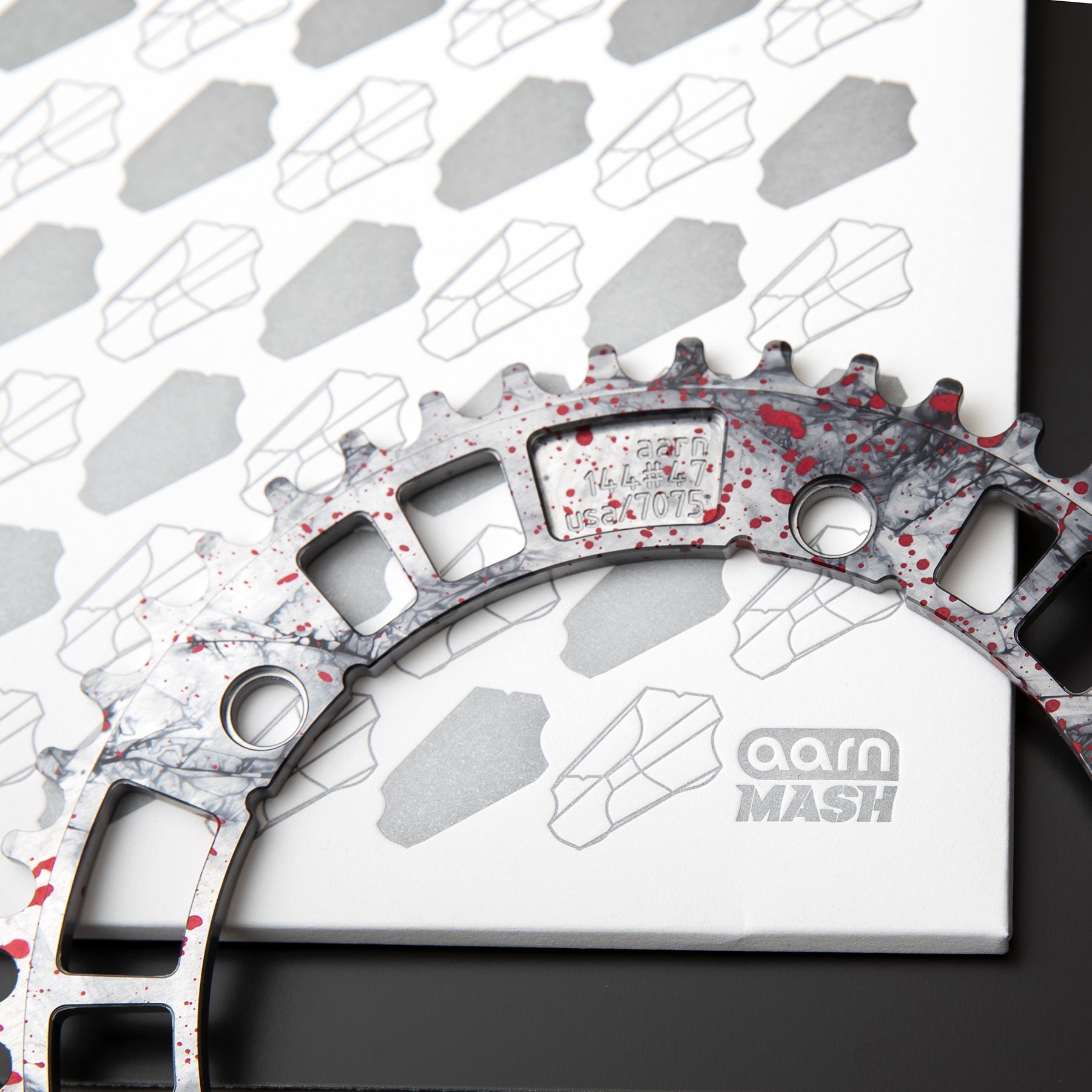 MASH X 44RN Track Ring Blood + Ice – MASH SF