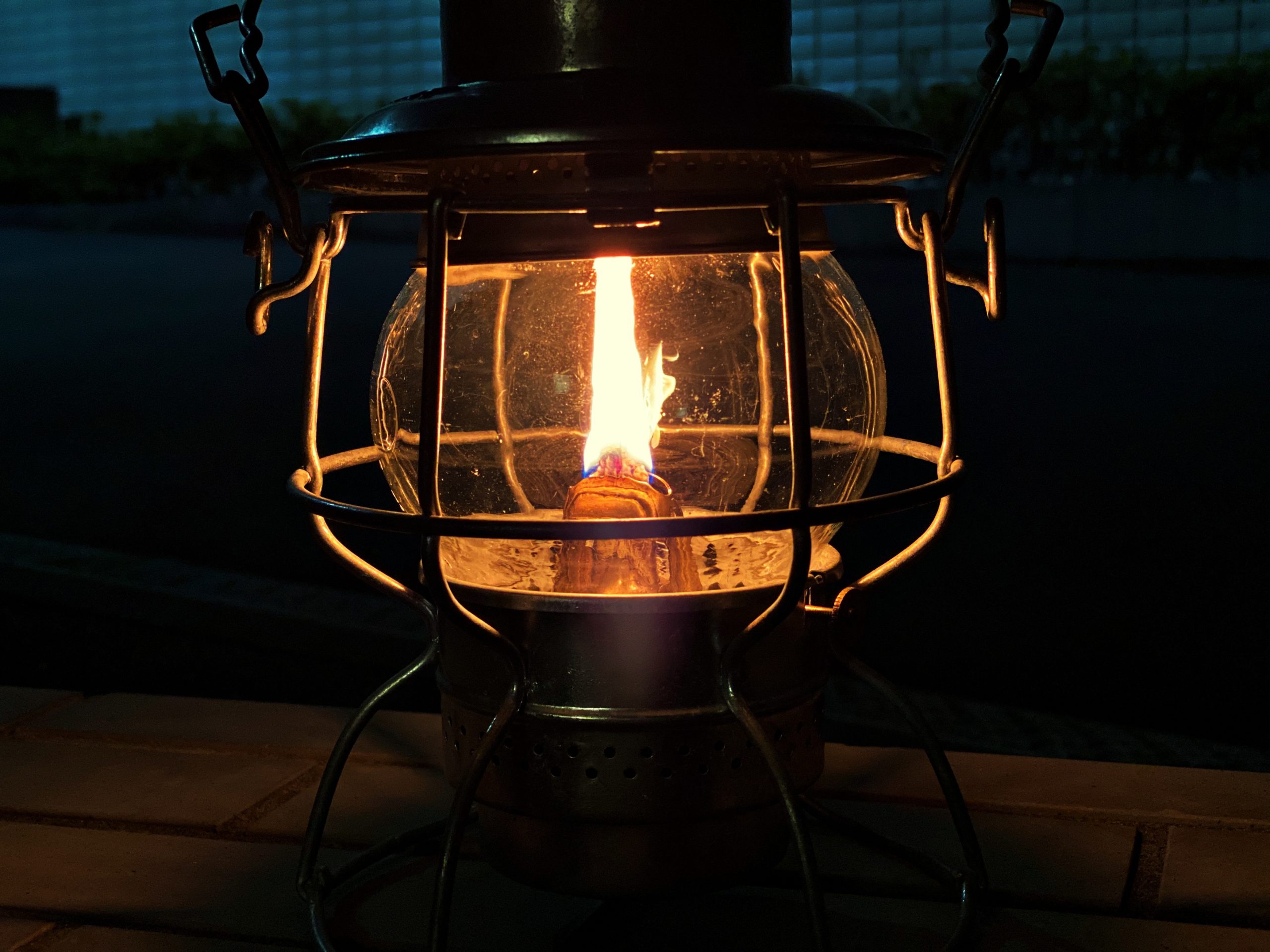 レイルロードランタン ADLAKE KERO(アドレイクケロ)の魅力とは