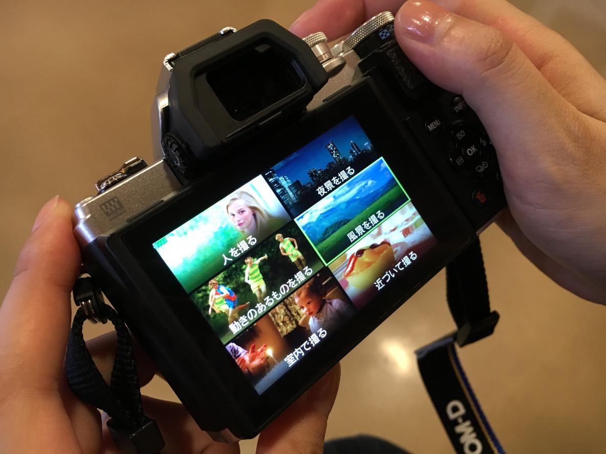 オリンパスのミラーレス一眼なら、スマホくらい簡単な操作でキレイな