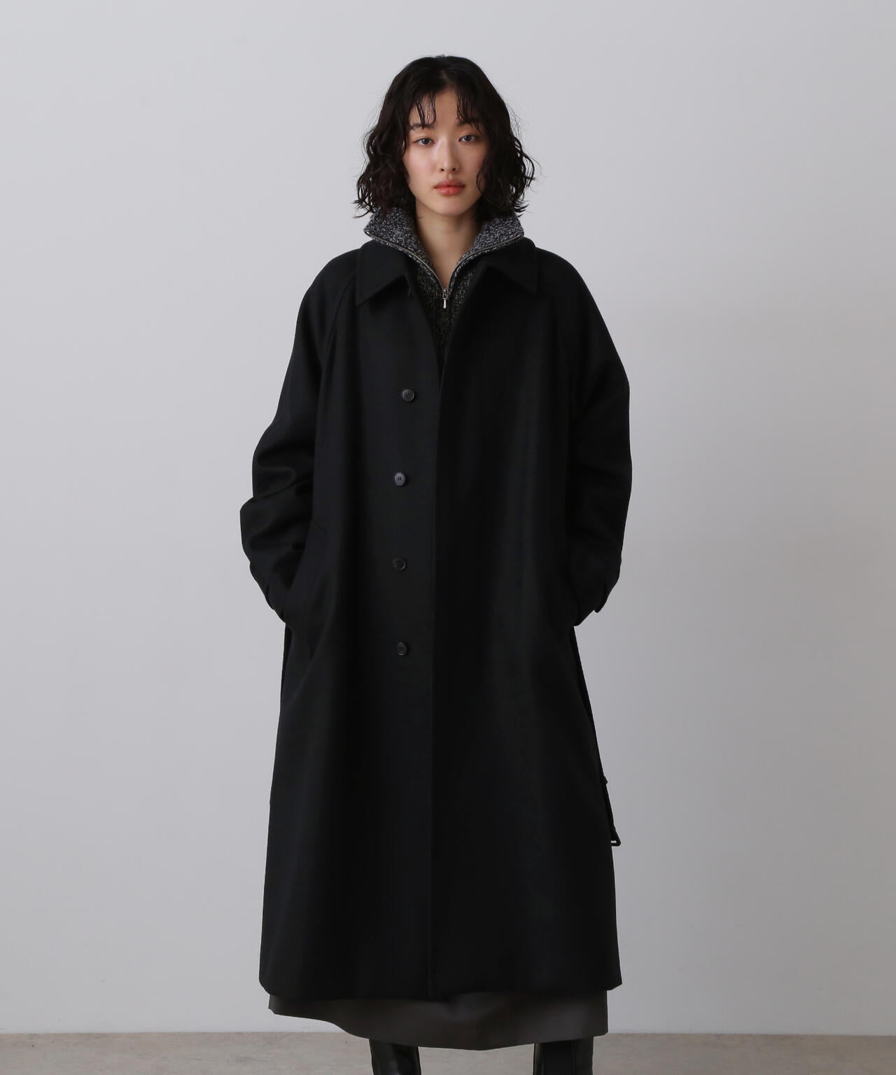 YLEVE / SUPER100'S WOOL MELTON COAT | YLÈVE（イレーヴ） ｜【公式