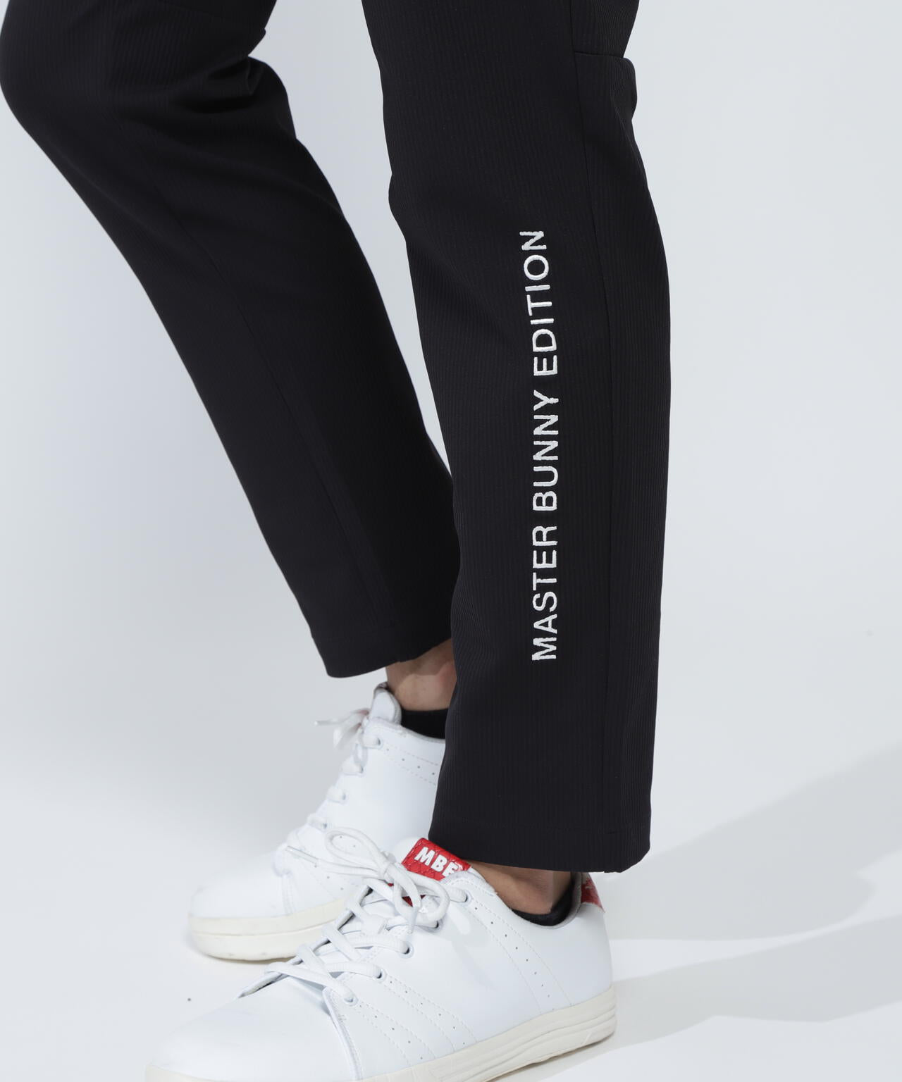 ストライプサッカー4WAYストレッチパンツ | MASTER BUNNY EDITION