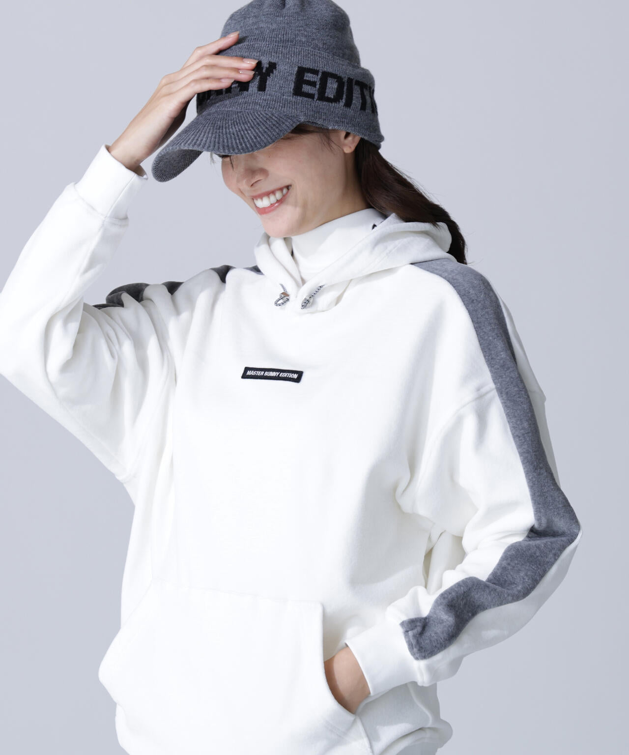 岩井ツインズコラボカラーあり】ベロアフーディプルオーバー | MASTER