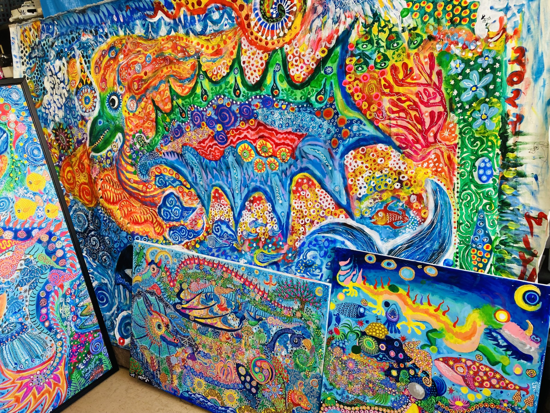 アクリル絵の具初心者が最初に用意するべき道具を解説 - 極彩空想世界