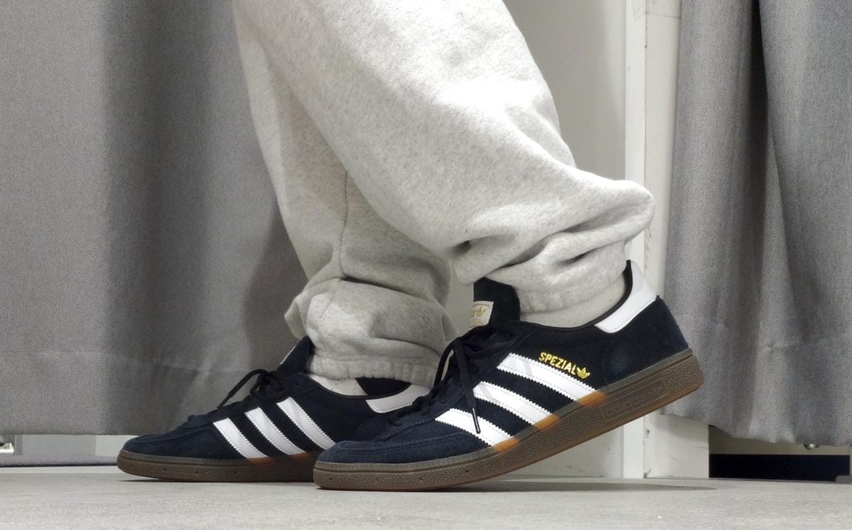 ぺたんこアディダス】機能美とスポーツファッションの極致！「HANDBALL