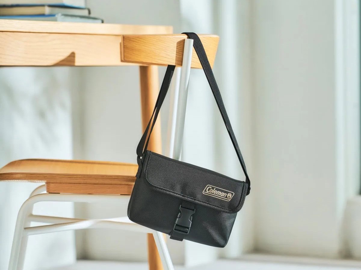 もう財布は不要!?」セブン限定コールマンのお財布ショルダー、“冬に