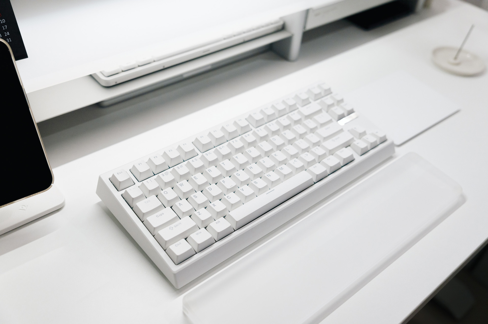 EPOMAKER G84 レビュー／美しいデザインと心地よすぎる打鍵感・打鍵音