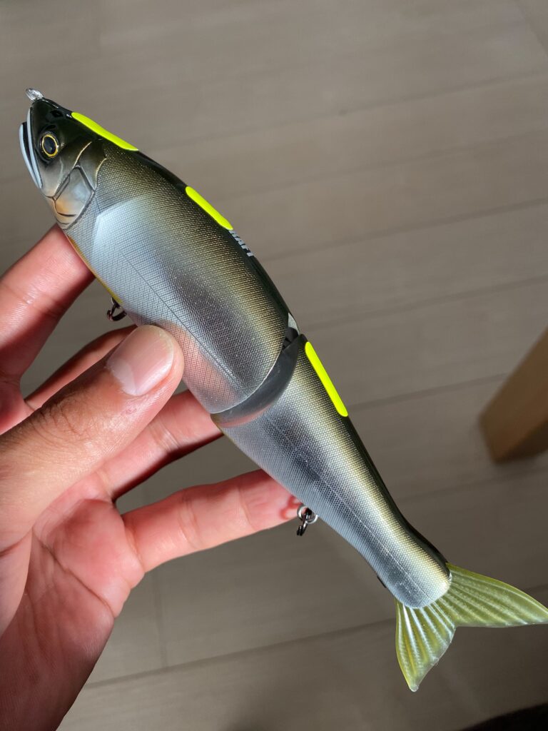 飛ばす”間がシーバスのキモ。野村的ビッグベイト論。 - Monster Kiss