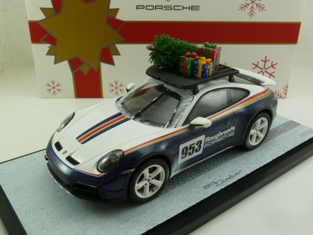 Porsche 911 (992) Dakar #953 Roughroads Christmas Xmas Edition 1