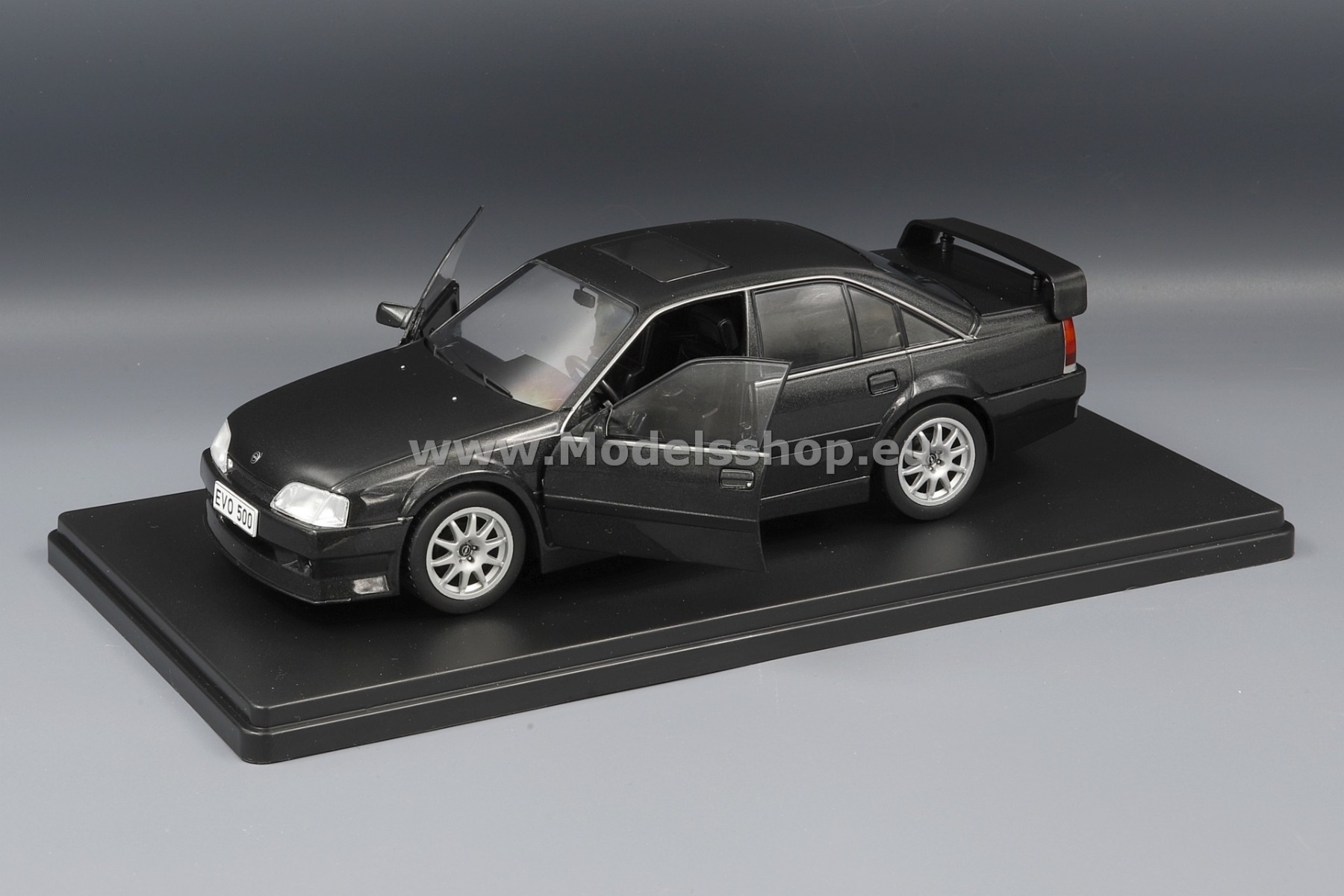 Opel Omega Evolution 500, 1991 /black - metallic/