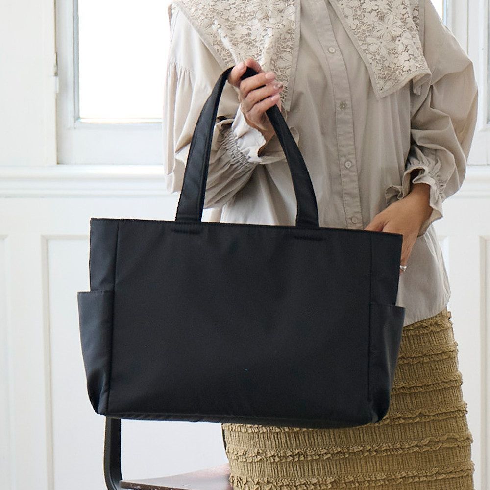 サイドポケ付きトートバッグLサイズB4サイズ（ナイロンブラック