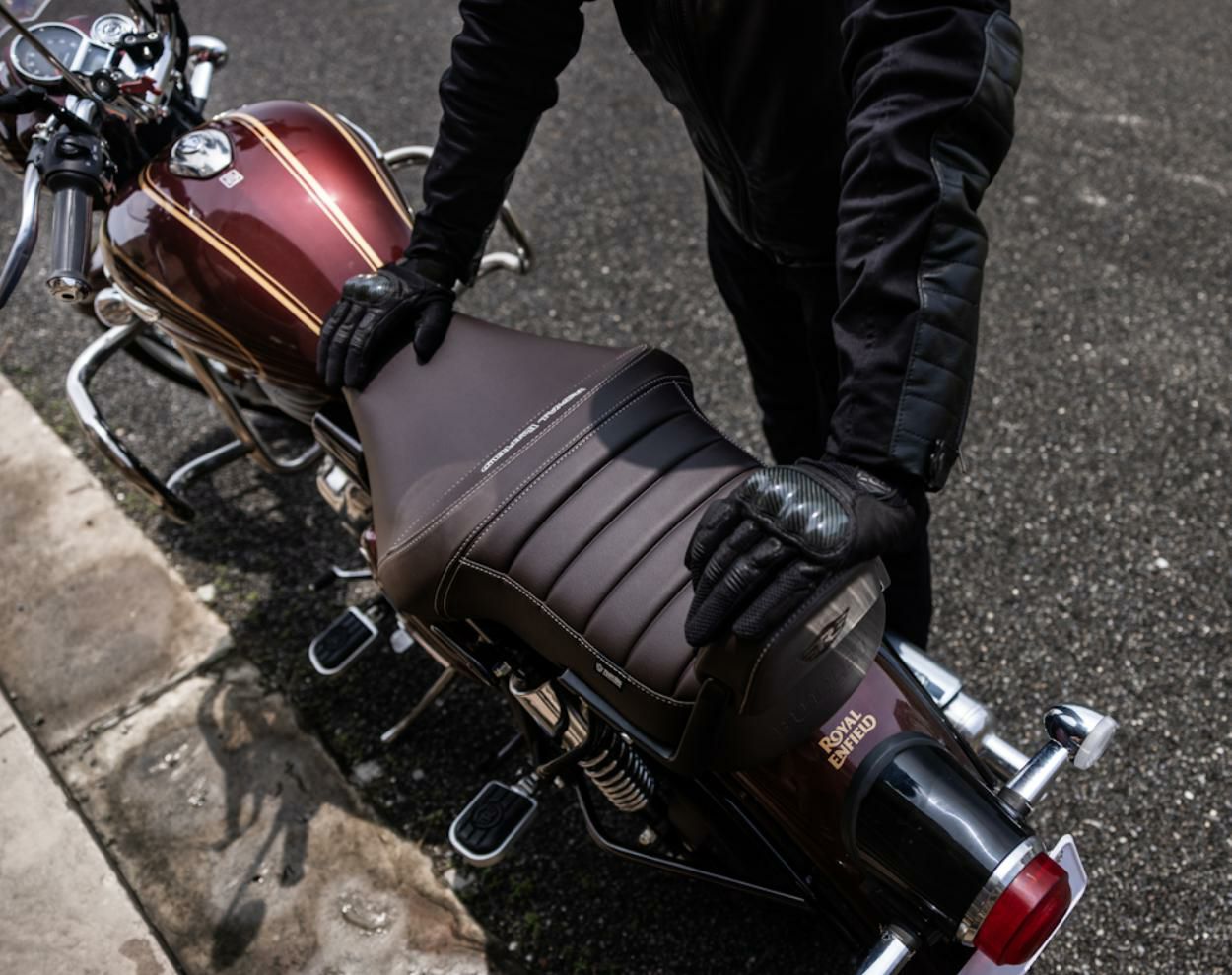 純正】ロイヤルエンフィールド クラシック350/ブリット350 ツーリング