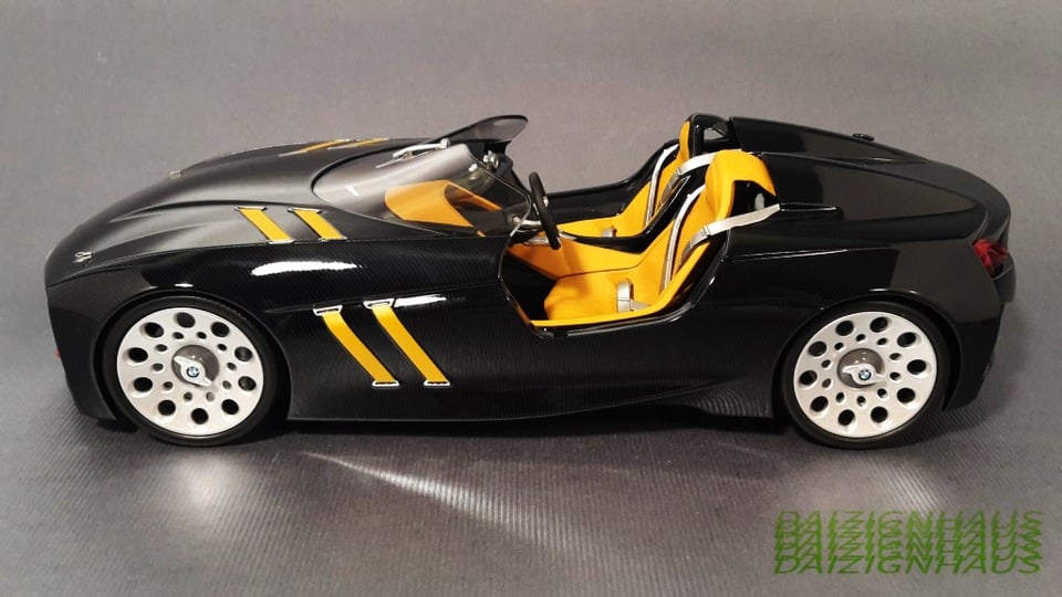 1/18 BMW 328 Hommage (Carbon-Schwarz)by Norev (Photo/Foto Flood