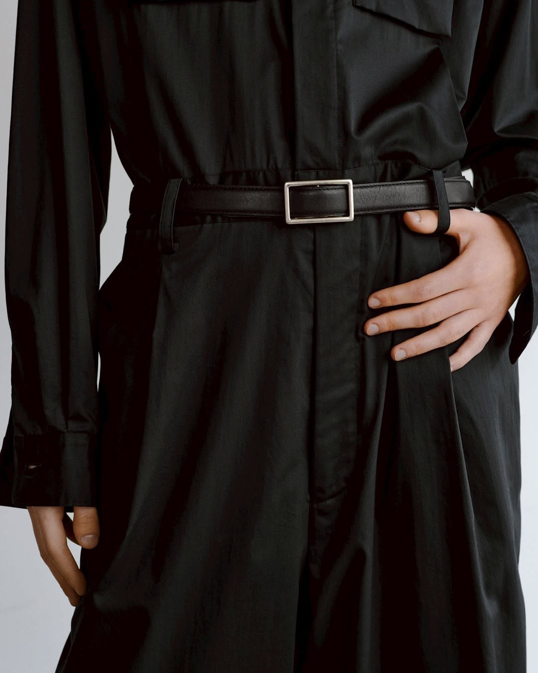 Graphpaper HOLELESS LEATHER CLASSIC BELT – NCNR ONLINE STORE