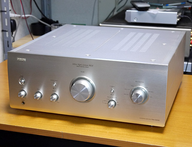 DENON の人気プリメイン PMA-2000シリーズ AEとⅣ