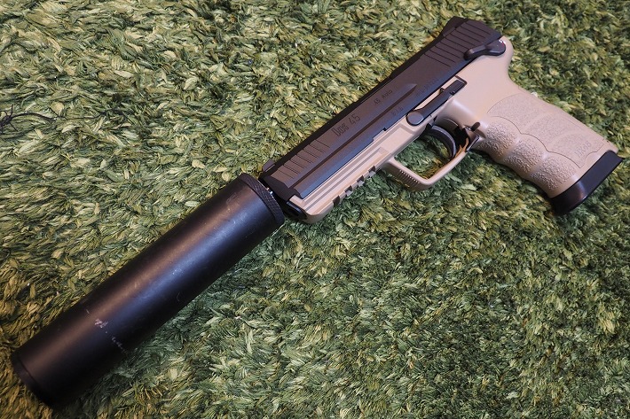 東京マルイ 電動HK45】塗装とサイレンサーを付けてタクティカル風に
