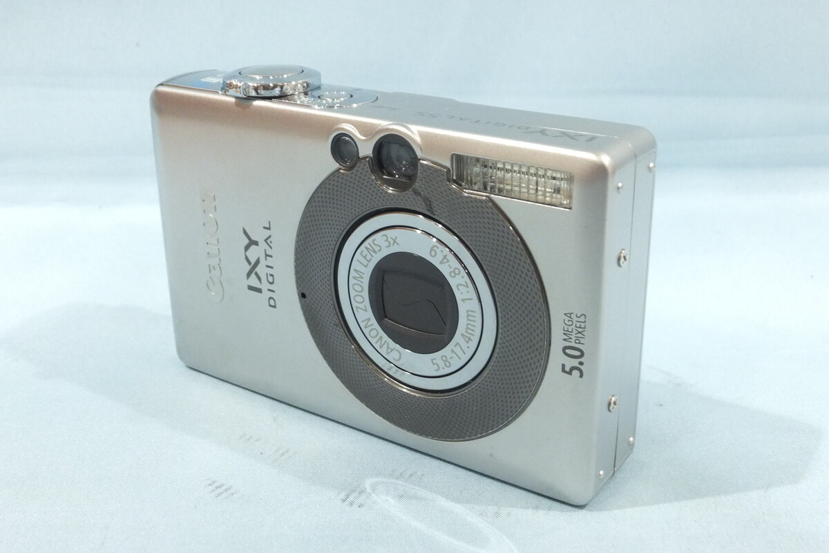 キヤノンCanon PowerShot SX740 HSシルバー CANON PowerShot SX740 HS