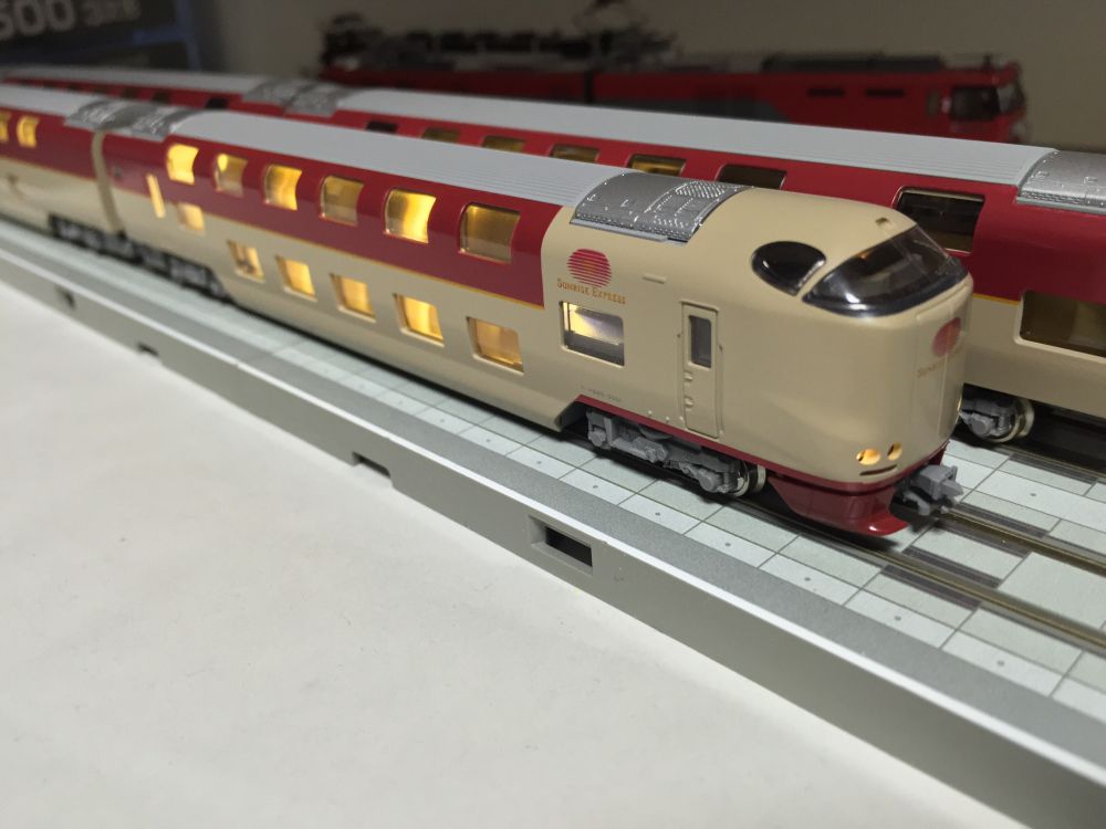 285系サンライズエクスプレスを弄る。その6 テープLEDで室内灯