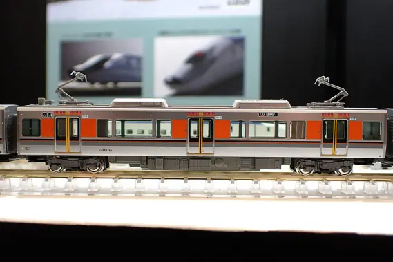 323系 大阪環状線 基本セット（3両） 品番：10-1988 鉄道模型 KATO