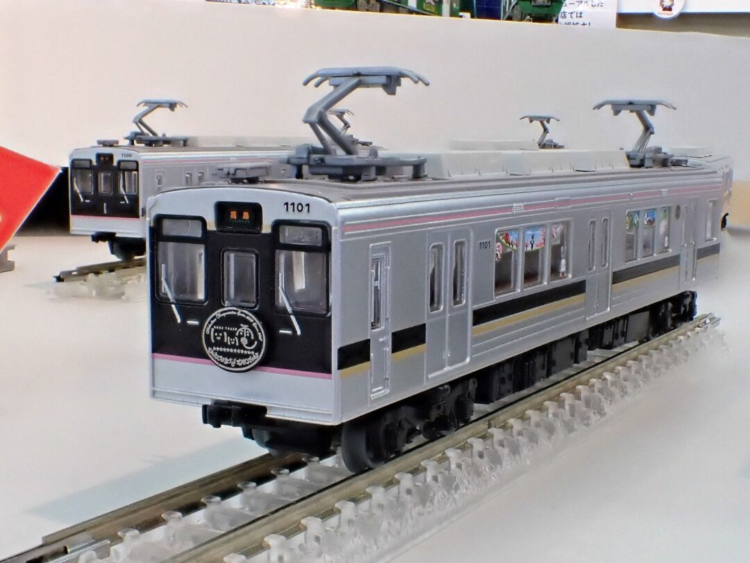 台湾鉄道 1000系 模型 振り子式 台湾鉄道 1000系 模型 振り子式 台湾