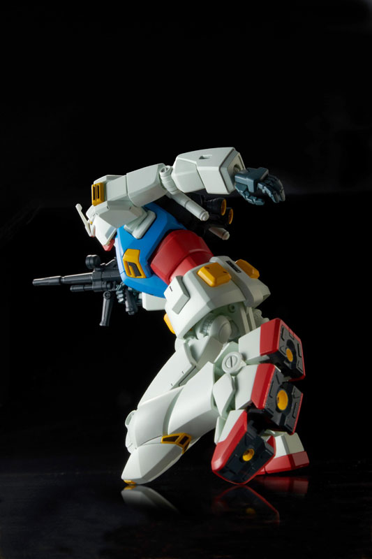 トピックス】工業デザイナー・奥山清行氏設計！ガンプラ「HG 1/144