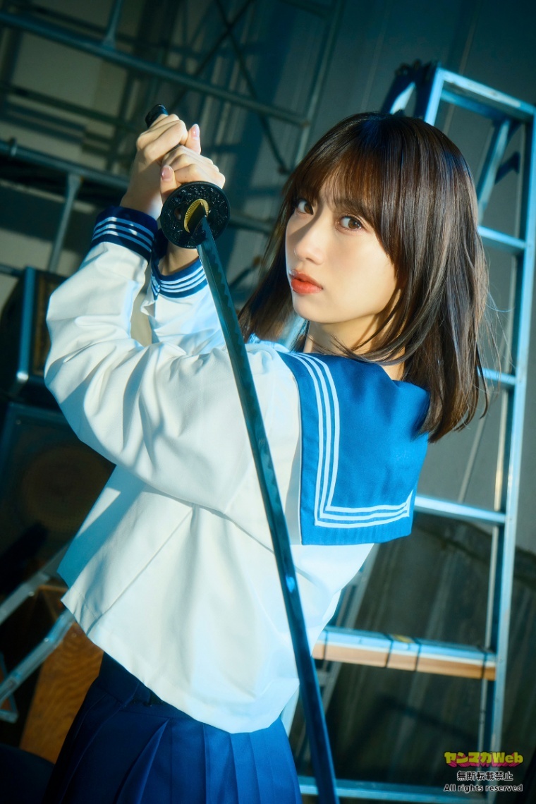 前田こころ＞BEYOOOOONDS美少女が殺し屋に！？ 日本刀 ライフルも