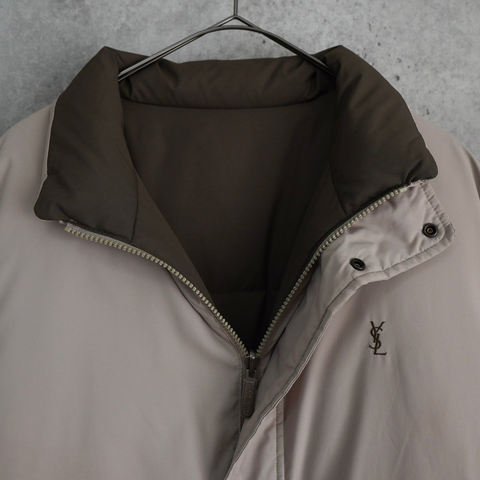 イヴ サンローラン YSLロゴ リバーシブル ダウンジャケット ボンバー