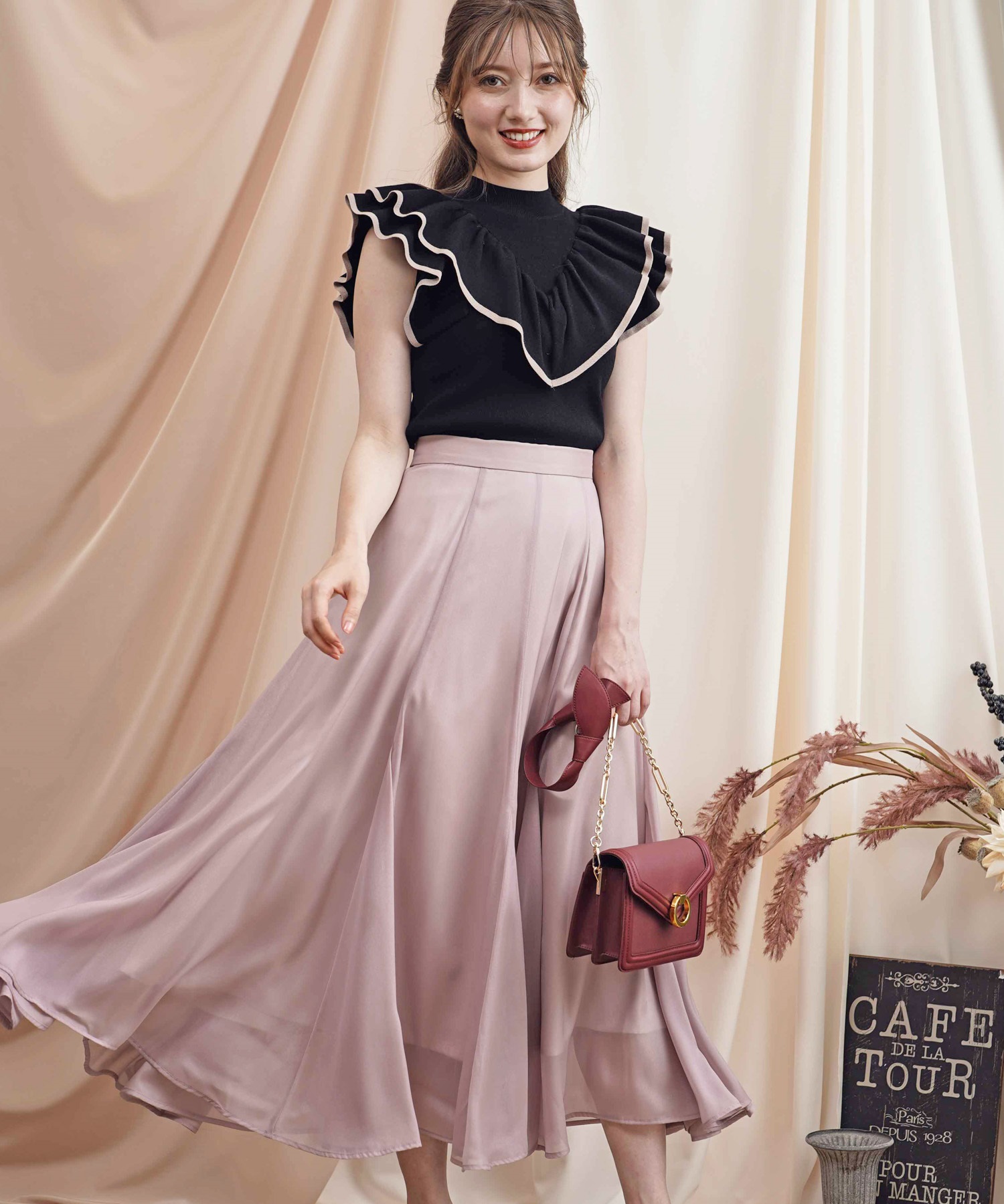 シャイニー切替フレアスカート | フレアスカート | NOELA OFFICIAL WEB