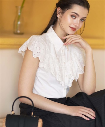 フラワー刺繍ブラウス | シャツ・ブラウス | NOELA OFFICIAL WEB STORE